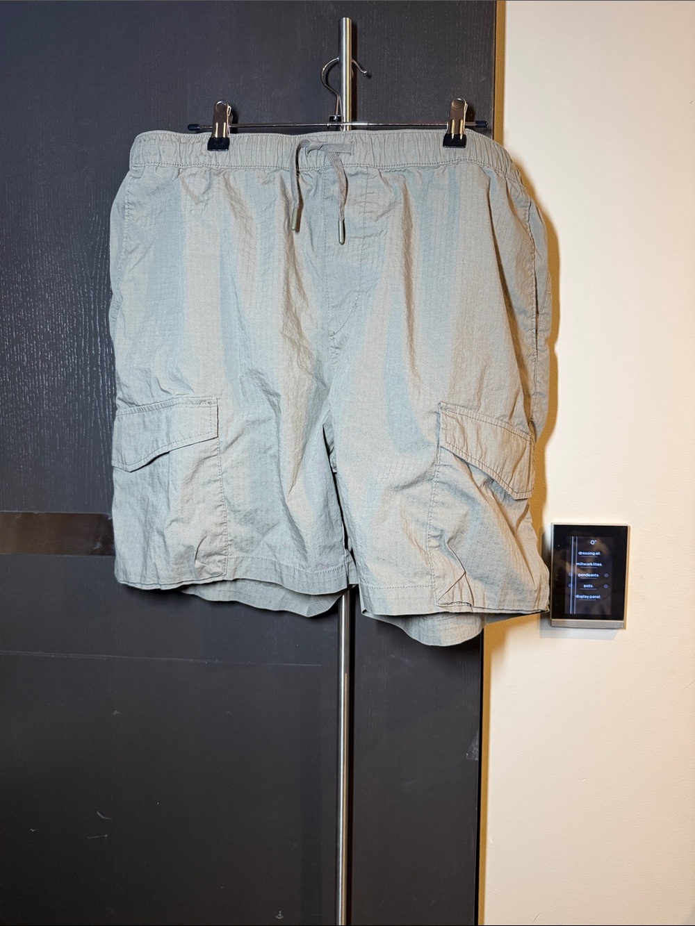 Old Navy Light Khaki Green Men's Cargo Shorts with Drawstring Waist